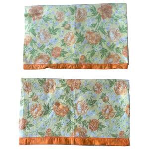 Pair of Vintage 60s-70s Chatham Esmon Floral Fiberwoven Blankets Satin Trim Full
